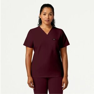 Jaanuu Women’s Burgandy Scrub Top XL